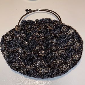 Black and gold sequins evening clutch